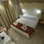 El Patio 3*