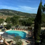 El Patio Hotel