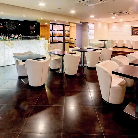 El Patio فندق