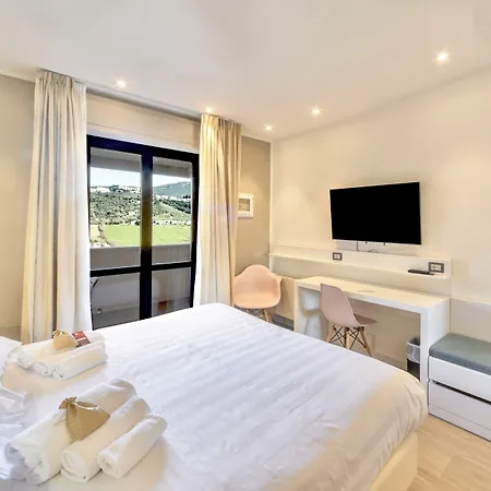 فندق El Patio 3*