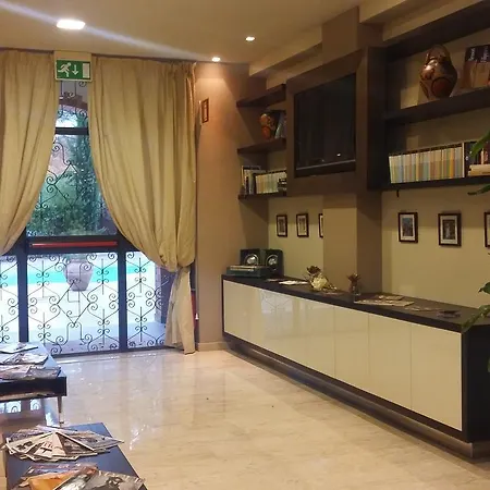 El Patio Ξενοδοχείο 3*