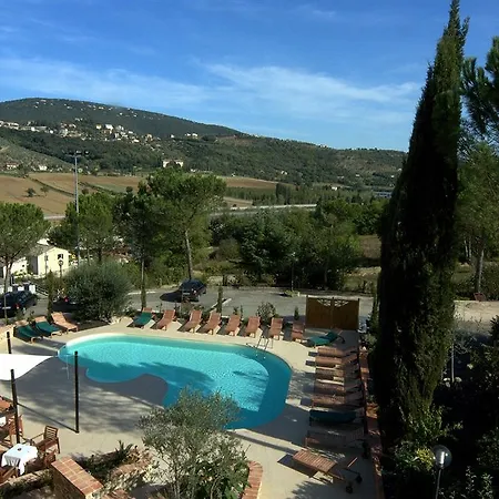El Patio Hotel