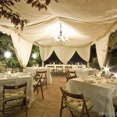 El Patio Hotel 3*
